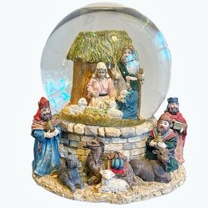 San Francisco Music Box Co Nativity Snow Globe Holy Family Come All‎ Ye Faithful